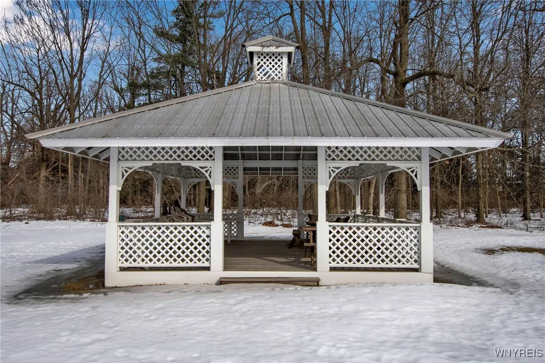 1075 Youngs Road F, Amherst, New York 14221, Amherst, New York 14221, 2 Bedrooms Bedrooms, 6 Rooms Rooms,2 BathroomsBathrooms,Residential,Closed,1075 Youngs Road F, Amherst, New York 14221,0,B1590237