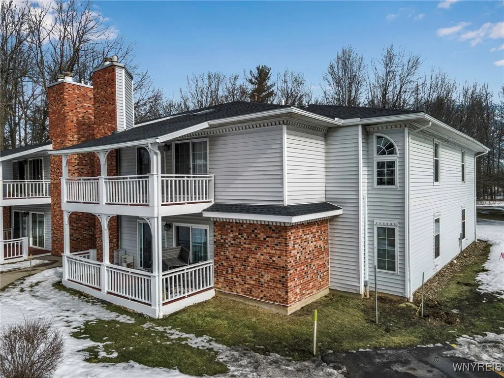 1075 Youngs Road F, Amherst, New York 14221, Amherst, New York 14221, 2 Bedrooms Bedrooms, 6 Rooms Rooms,2 BathroomsBathrooms,Residential,Closed,1075 Youngs Road F, Amherst, New York 14221,0,B1590237