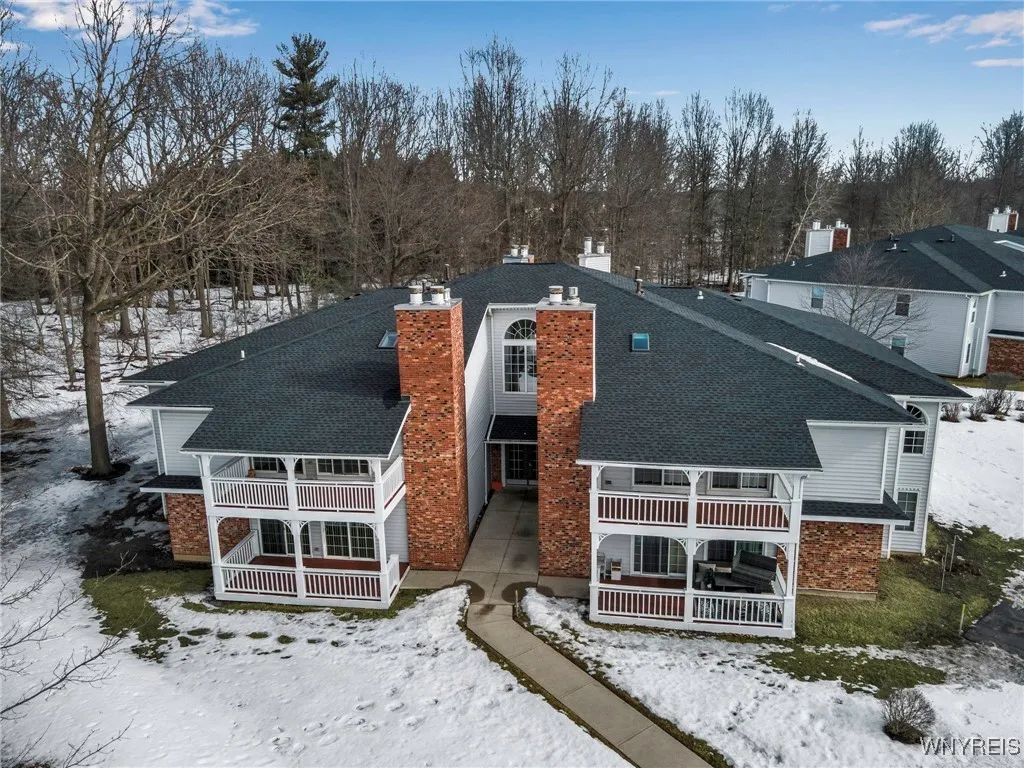 1075 Youngs Road F, Amherst, New York 14221, Amherst, New York 14221, 2 Bedrooms Bedrooms, 6 Rooms Rooms,2 BathroomsBathrooms,Residential,Closed,1075 Youngs Road F, Amherst, New York 14221,0,B1590237