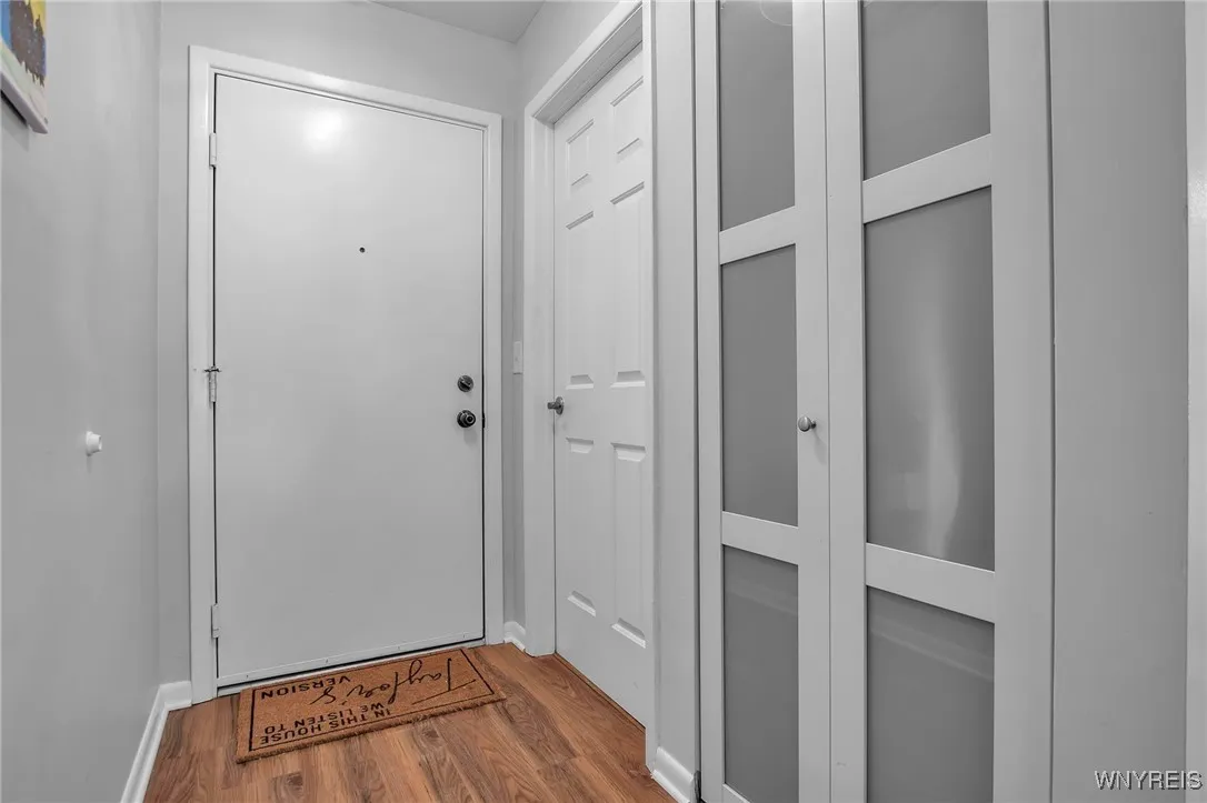 1075 Youngs Road F, Amherst, New York 14221, Amherst, New York 14221, 2 Bedrooms Bedrooms, 6 Rooms Rooms,2 BathroomsBathrooms,Residential,Closed,1075 Youngs Road F, Amherst, New York 14221,0,B1590237