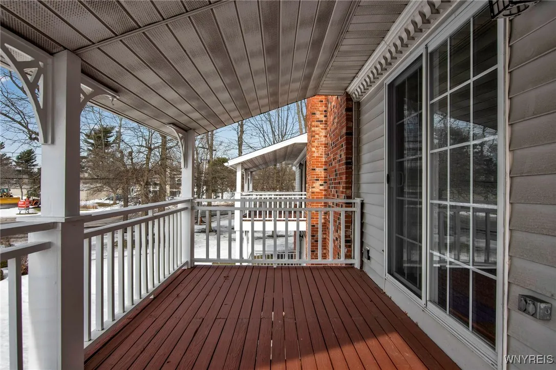 1075 Youngs Road F, Amherst, New York 14221, Amherst, New York 14221, 2 Bedrooms Bedrooms, 6 Rooms Rooms,2 BathroomsBathrooms,Residential,Closed,1075 Youngs Road F, Amherst, New York 14221,0,B1590237