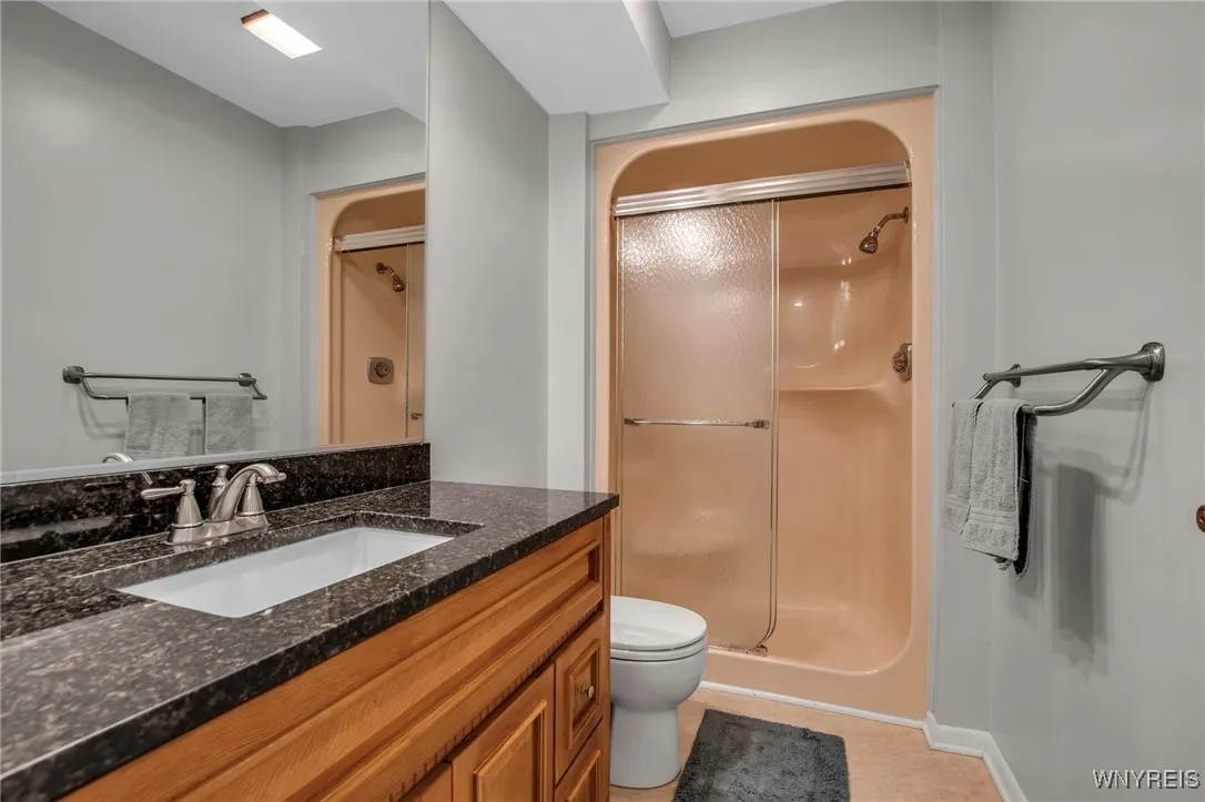 1075 Youngs Road F, Amherst, New York 14221, Amherst, New York 14221, 2 Bedrooms Bedrooms, 6 Rooms Rooms,2 BathroomsBathrooms,Residential,Closed,1075 Youngs Road F, Amherst, New York 14221,0,B1590237