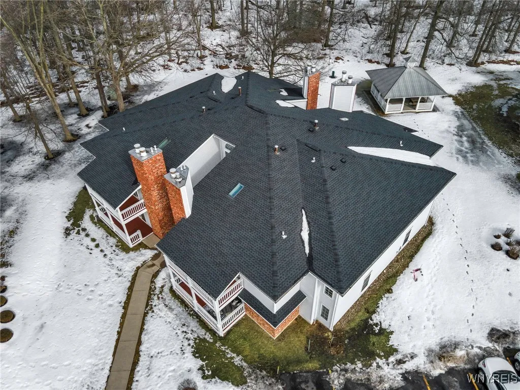 1075 Youngs Road F, Amherst, New York 14221, Amherst, New York 14221, 2 Bedrooms Bedrooms, 6 Rooms Rooms,2 BathroomsBathrooms,Residential,Closed,1075 Youngs Road F, Amherst, New York 14221,0,B1590237