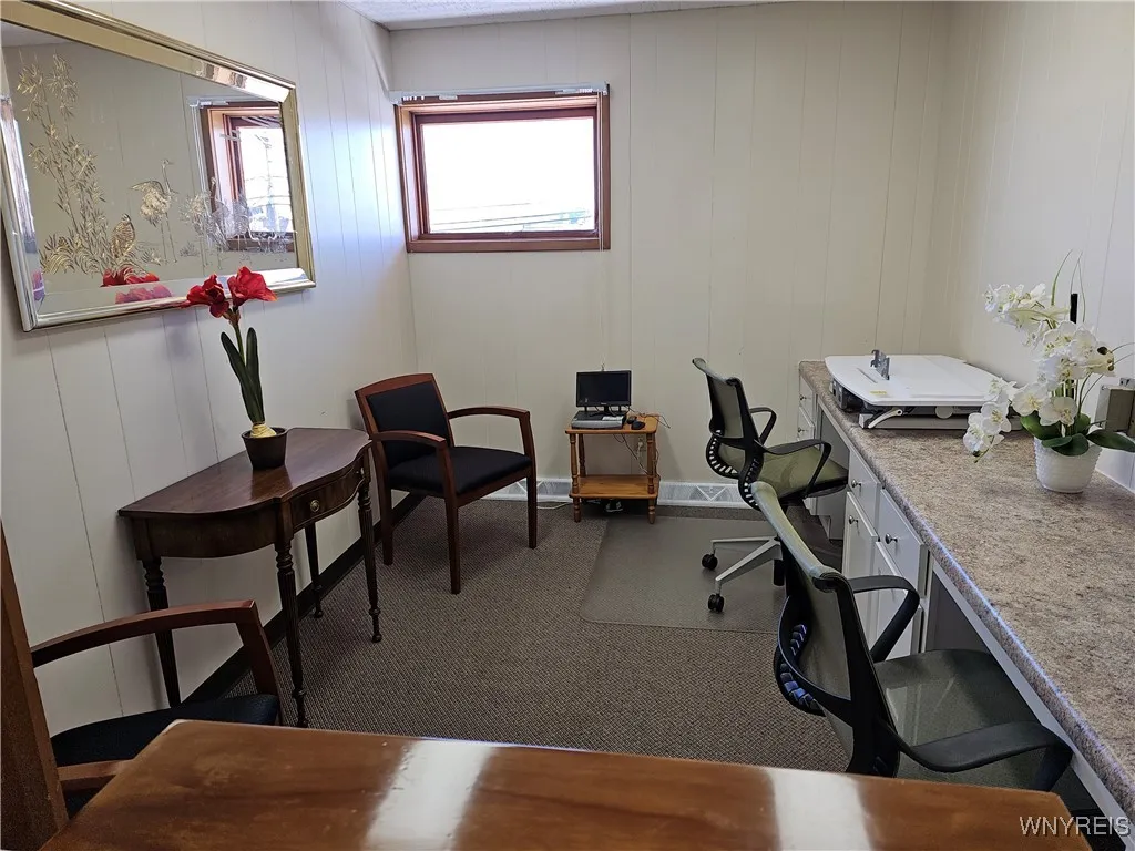 Receptionist room