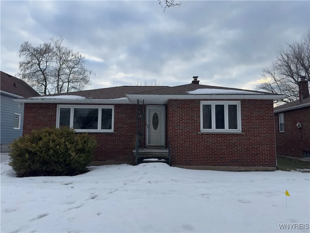 298 Skillen Street, Buffalo, New York 14207, Buffalo, New York 14207, 3 Bedrooms Bedrooms, 6 Rooms Rooms,1 BathroomBathrooms,Residential Lease,Closed,298 Skillen Street, Buffalo, New York 14207,0,B1590743