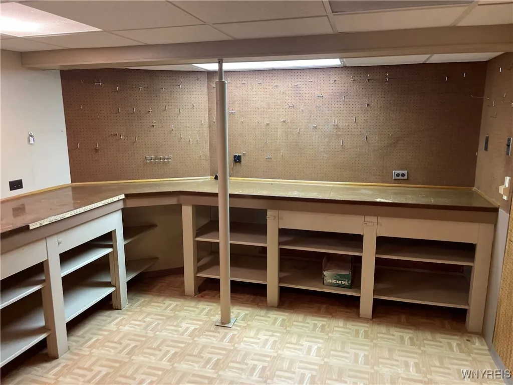 8315 Hirschwood Drive, Clarence, New York 14221, Clarence, New York 14221, 3 Bedrooms Bedrooms, 8 Rooms Rooms,1 BathroomBathrooms,Residential,Closed,8315 Hirschwood Drive, Clarence, New York 14221,0,B1590871