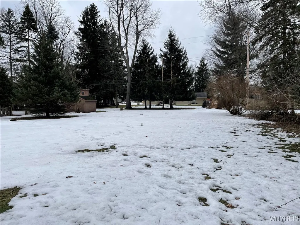 8315 Hirschwood Drive, Clarence, New York 14221, Clarence, New York 14221, 3 Bedrooms Bedrooms, 8 Rooms Rooms,1 BathroomBathrooms,Residential,Closed,8315 Hirschwood Drive, Clarence, New York 14221,0,B1590871