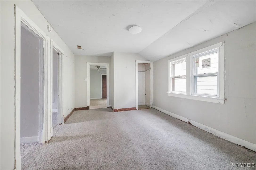 81 Schutrum Street, Buffalo, New York 14212, Buffalo, New York 14212, 5 Bedrooms Bedrooms, ,2 BathroomsBathrooms,Residential,Closed,81 Schutrum Street, Buffalo, New York 14212,0,B1591021