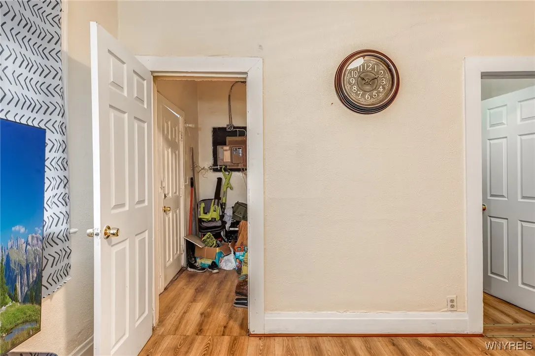 81 Schutrum Street, Buffalo, New York 14212, Buffalo, New York 14212, 5 Bedrooms Bedrooms, ,2 BathroomsBathrooms,Residential,Closed,81 Schutrum Street, Buffalo, New York 14212,0,B1591021