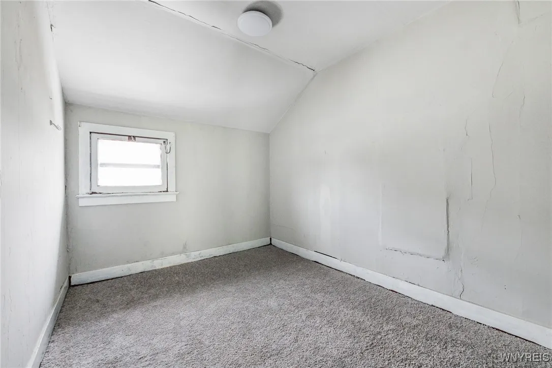 81 Schutrum Street, Buffalo, New York 14212, Buffalo, New York 14212, 5 Bedrooms Bedrooms, ,2 BathroomsBathrooms,Residential,Closed,81 Schutrum Street, Buffalo, New York 14212,0,B1591021