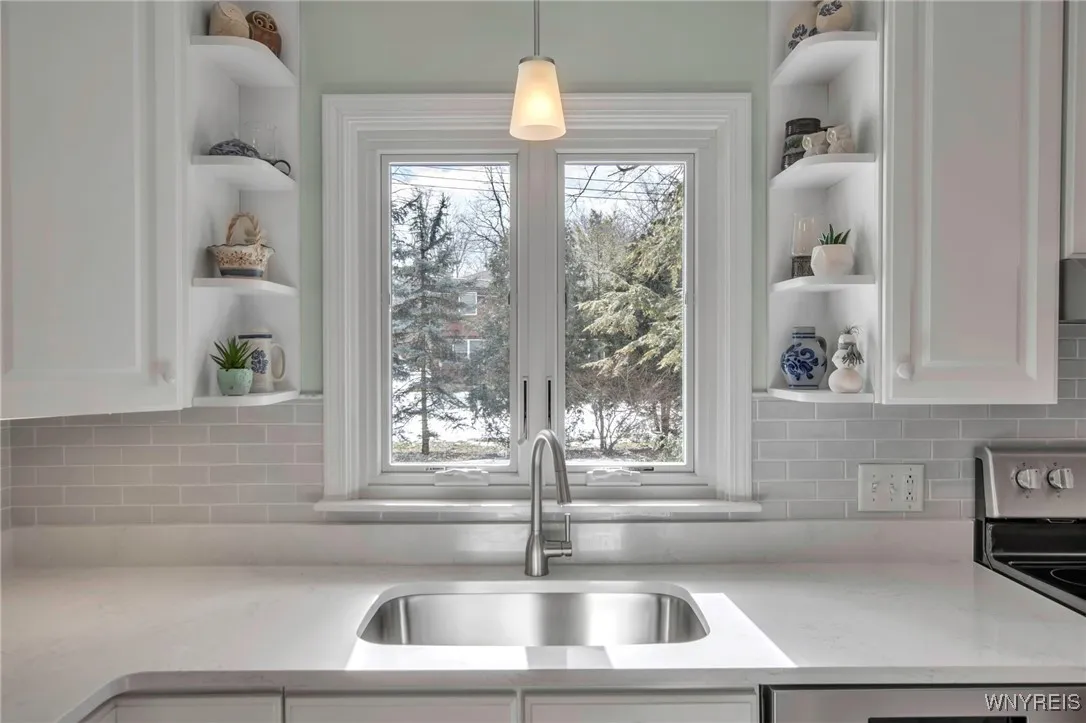 72 Wood Acres Drive, Amherst, New York 14051, Amherst, New York 14051, 4 Bedrooms Bedrooms, 10 Rooms Rooms,3 BathroomsBathrooms,Residential,Closed,72 Wood Acres Drive, Amherst, New York 14051,0,B1590770