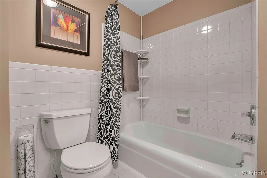 72 Wood Acres Drive, Amherst, New York 14051, Amherst, New York 14051, 4 Bedrooms Bedrooms, 10 Rooms Rooms,3 BathroomsBathrooms,Residential,Closed,72 Wood Acres Drive, Amherst, New York 14051,0,B1590770