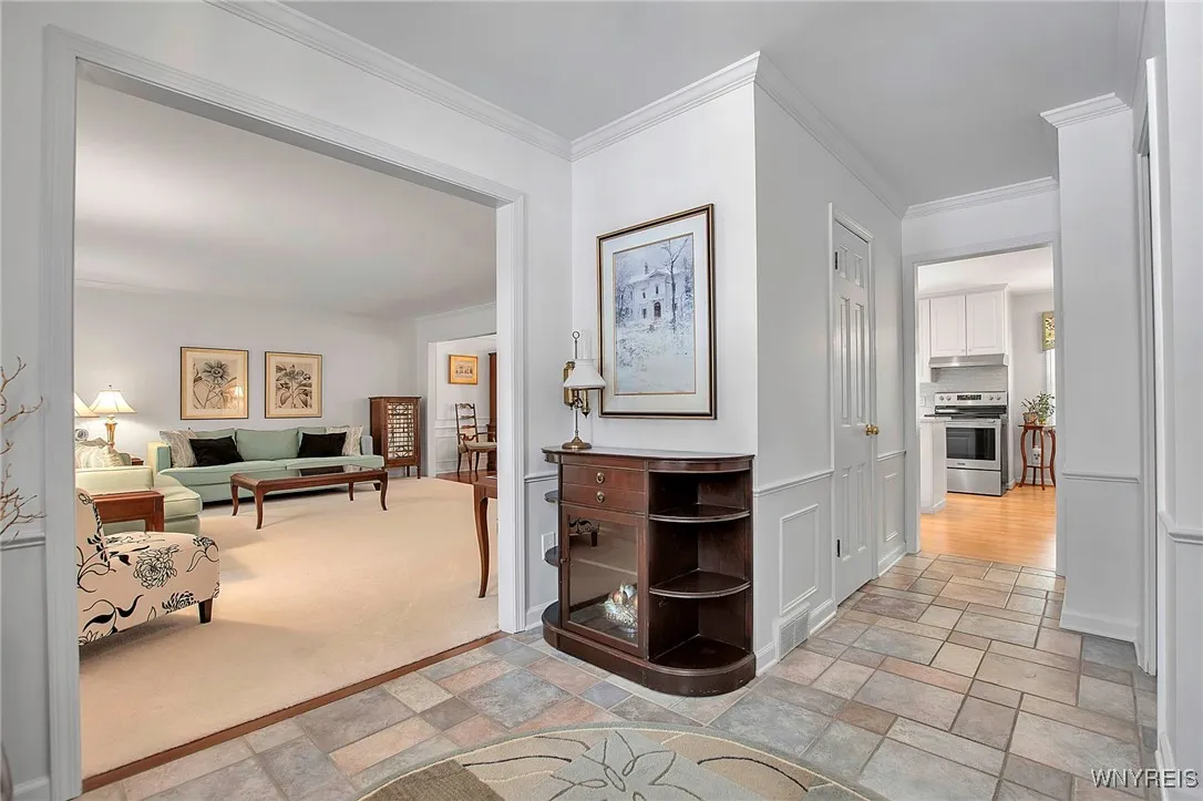 72 Wood Acres Drive, Amherst, New York 14051, Amherst, New York 14051, 4 Bedrooms Bedrooms, 10 Rooms Rooms,3 BathroomsBathrooms,Residential,Closed,72 Wood Acres Drive, Amherst, New York 14051,0,B1590770