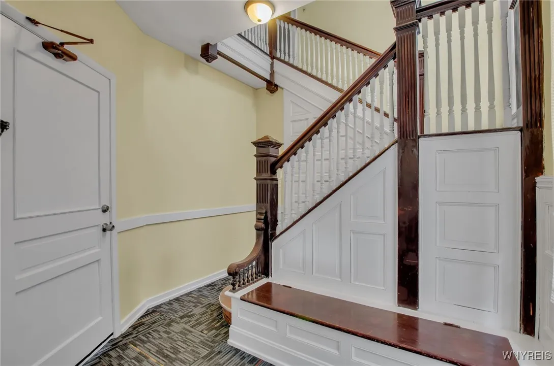 241 West Utica, Buffalo, New York 14222, Buffalo, New York 14222, 5 Bedrooms Bedrooms, ,3 BathroomsBathrooms,Residential,For Sale,241 West Utica, Buffalo, New York 14222,0,B1591043