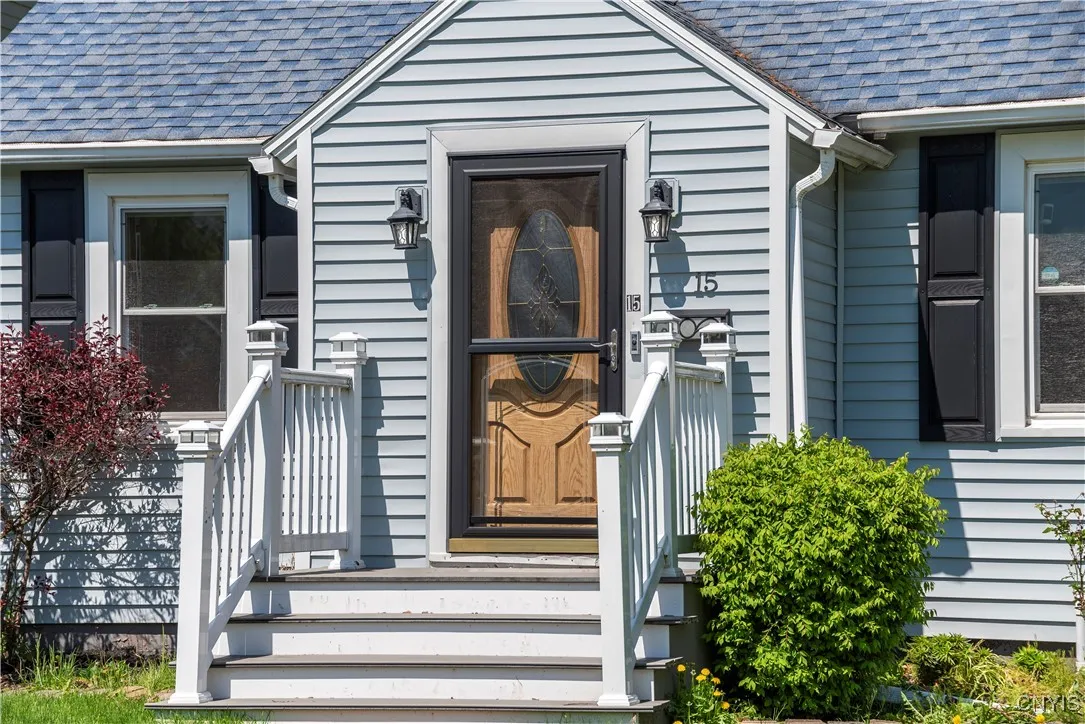 15 Bayliss Avenue, Whitestown, New York 13495, Whitestown, New York 13495, 4 Bedrooms Bedrooms, 7 Rooms Rooms,1 BathroomBathrooms,Residential,Closed,15 Bayliss Avenue, Whitestown, New York 13495,0,S1591166