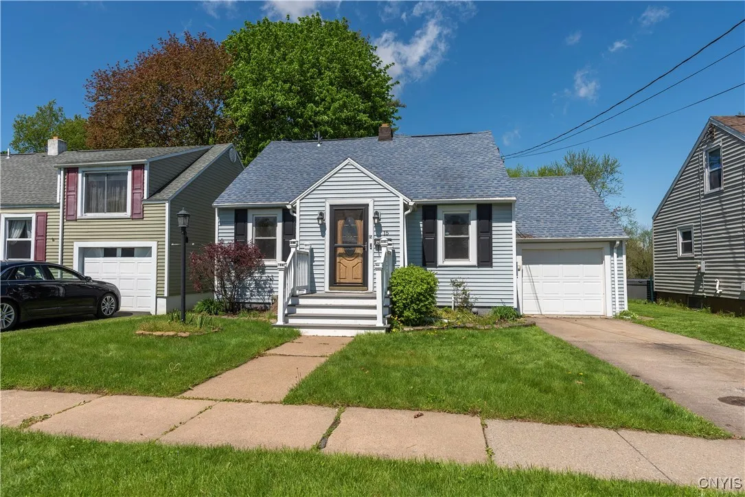 15 Bayliss Avenue, Whitestown, New York 13495, Whitestown, New York 13495, 4 Bedrooms Bedrooms, 7 Rooms Rooms,1 BathroomBathrooms,Residential,Closed,15 Bayliss Avenue, Whitestown, New York 13495,0,S1591166