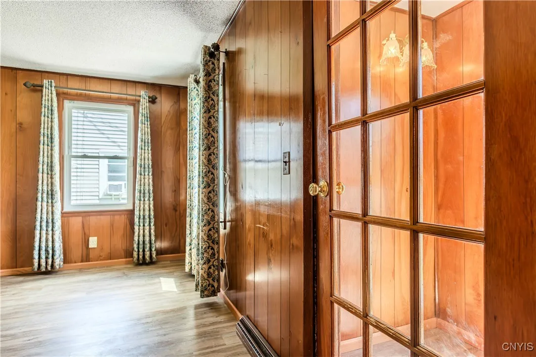 15 Bayliss Avenue, Whitestown, New York 13495, Whitestown, New York 13495, 4 Bedrooms Bedrooms, 7 Rooms Rooms,1 BathroomBathrooms,Residential,Closed,15 Bayliss Avenue, Whitestown, New York 13495,0,S1591166