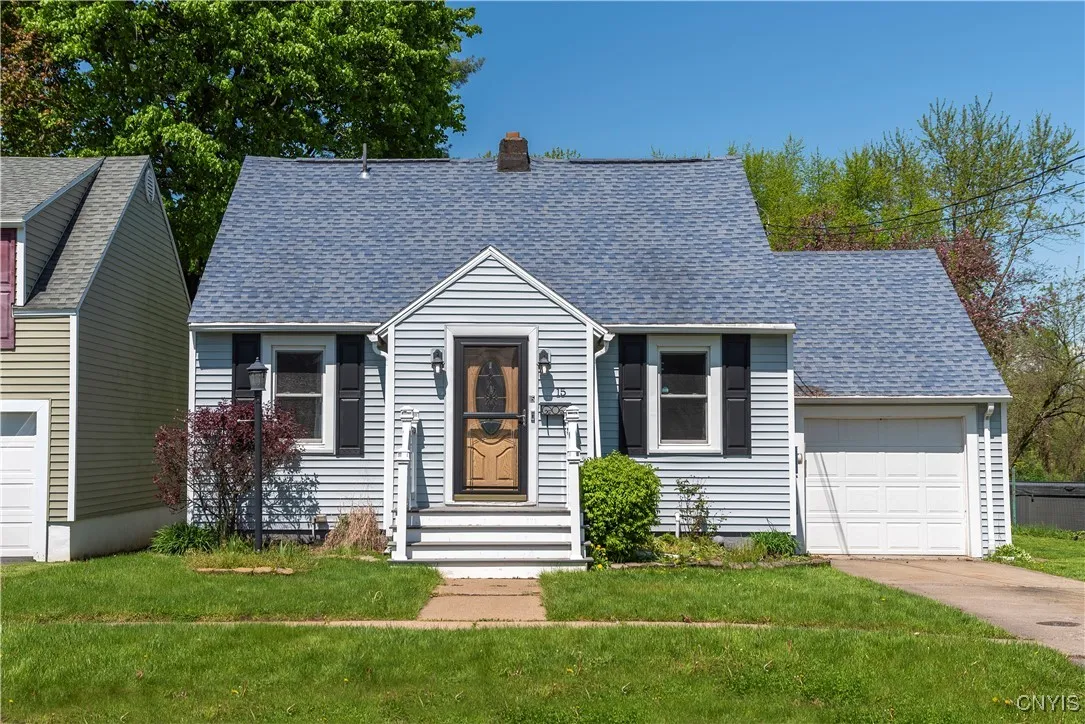 15 Bayliss Avenue, Whitestown, New York 13495, Whitestown, New York 13495, 4 Bedrooms Bedrooms, 7 Rooms Rooms,1 BathroomBathrooms,Residential,Closed,15 Bayliss Avenue, Whitestown, New York 13495,0,S1591166