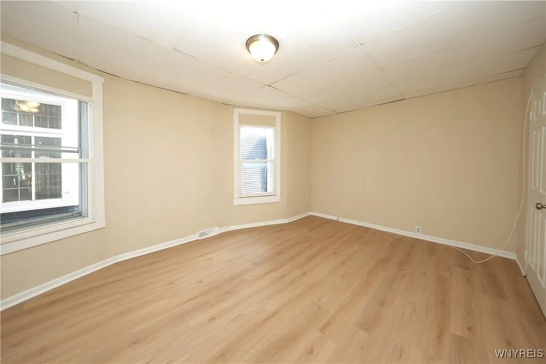 137 Lockwood Avenue, Buffalo, New York 14220, Buffalo, New York 14220, 5 Bedrooms Bedrooms, ,2 BathroomsBathrooms,Residential,Closed,137 Lockwood Avenue, Buffalo, New York 14220,0,B1591152