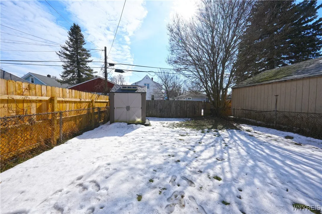 137 Lockwood Avenue, Buffalo, New York 14220, Buffalo, New York 14220, 5 Bedrooms Bedrooms, ,2 BathroomsBathrooms,Residential,Closed,137 Lockwood Avenue, Buffalo, New York 14220,0,B1591152