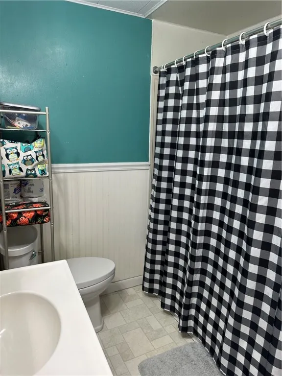 5 Follett Street, Otego, New York 13825, Otego, New York 13825, 4 Bedrooms Bedrooms, 9 Rooms Rooms,1 BathroomBathrooms,Residential,Closed,5 Follett Street, Otego, New York 13825,R1589863