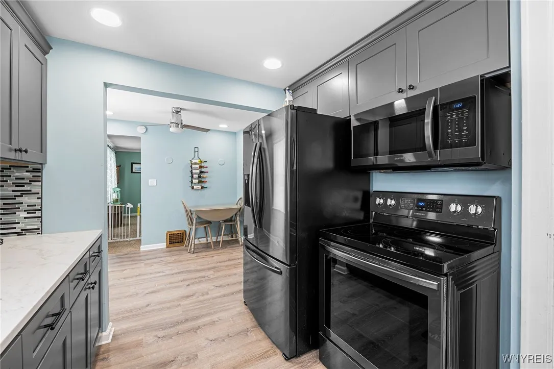 178 Kenview Boulevard, Cheektowaga, New York 14215, Cheektowaga, New York 14215, 3 Bedrooms Bedrooms, 6 Rooms Rooms,2 BathroomsBathrooms,Residential,Closed,178 Kenview Boulevard, Cheektowaga, New York 14215,0,B1589860