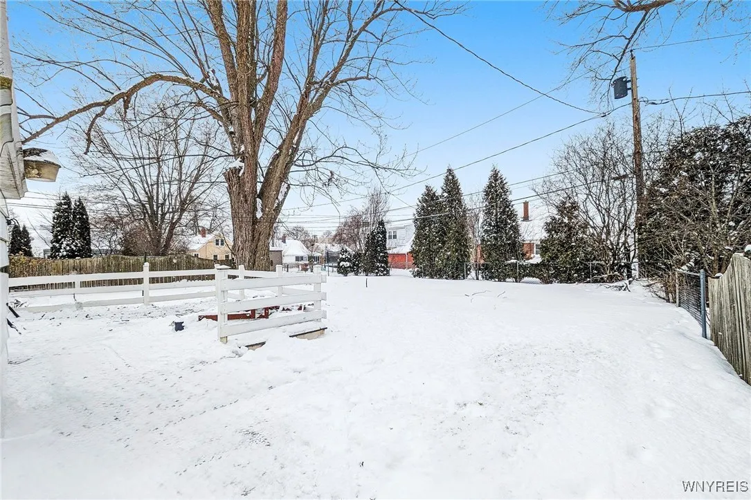 178 Kenview Boulevard, Cheektowaga, New York 14215, Cheektowaga, New York 14215, 3 Bedrooms Bedrooms, 6 Rooms Rooms,2 BathroomsBathrooms,Residential,Closed,178 Kenview Boulevard, Cheektowaga, New York 14215,0,B1589860