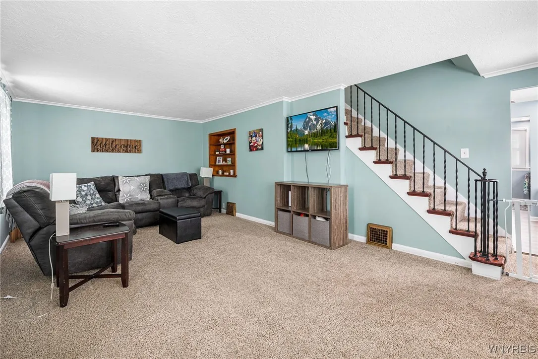 178 Kenview Boulevard, Cheektowaga, New York 14215, Cheektowaga, New York 14215, 3 Bedrooms Bedrooms, 6 Rooms Rooms,2 BathroomsBathrooms,Residential,Closed,178 Kenview Boulevard, Cheektowaga, New York 14215,0,B1589860