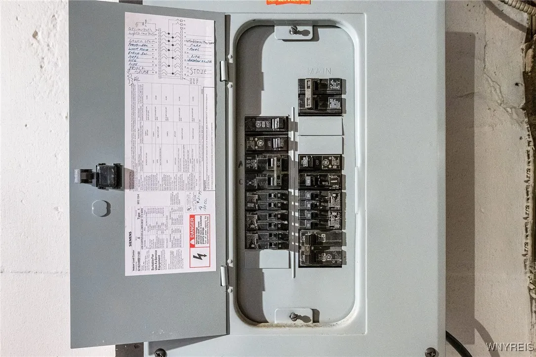 178 Kenview Boulevard, Cheektowaga, New York 14215, Cheektowaga, New York 14215, 3 Bedrooms Bedrooms, 6 Rooms Rooms,2 BathroomsBathrooms,Residential,Closed,178 Kenview Boulevard, Cheektowaga, New York 14215,0,B1589860