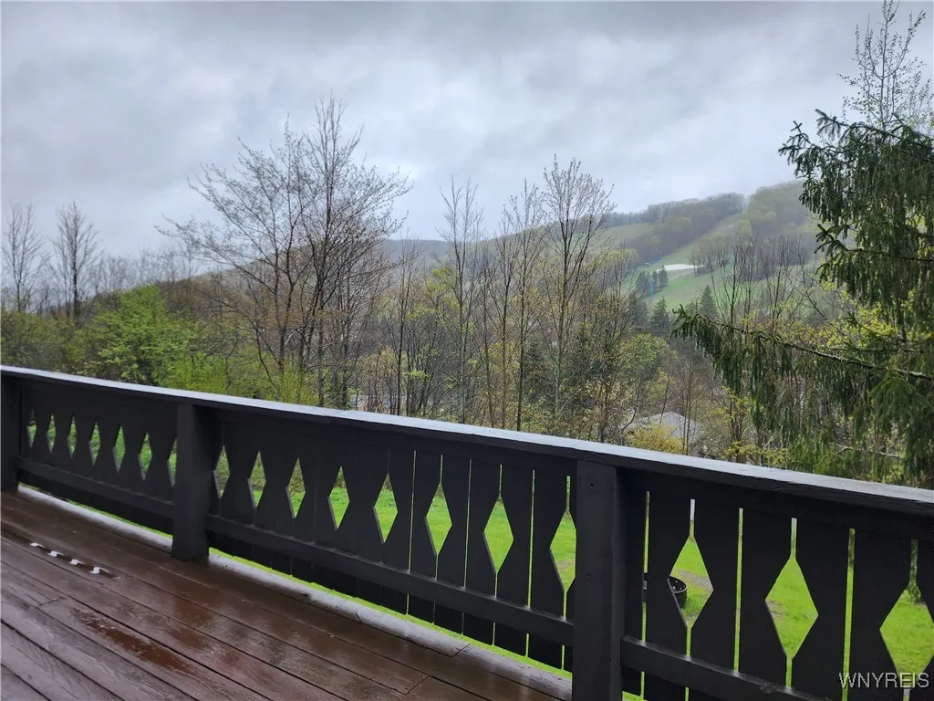 6826 Springs Road, Ellicottville, New York 14731, Ellicottville, New York 14731, 5 Bedrooms Bedrooms, 9 Rooms Rooms,2 BathroomsBathrooms,Residential,For Sale,6826 Springs Road, Ellicottville, New York 14731,0,B1590398