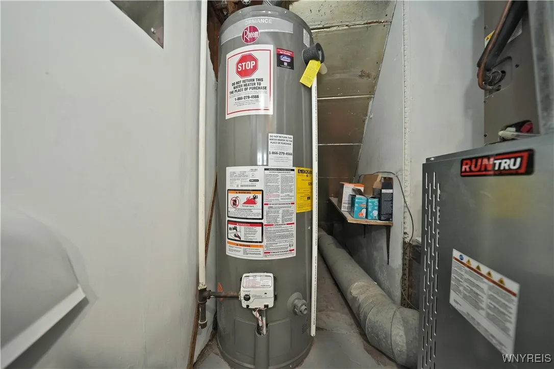 115 Koenig Road, Tonawanda-town, New York 14150, Tonawanda, New York 14150, 3 Bedrooms Bedrooms, 9 Rooms Rooms,1 BathroomBathrooms,Residential,Closed,115 Koenig Road, Tonawanda-town, New York 14150,0,B1591349