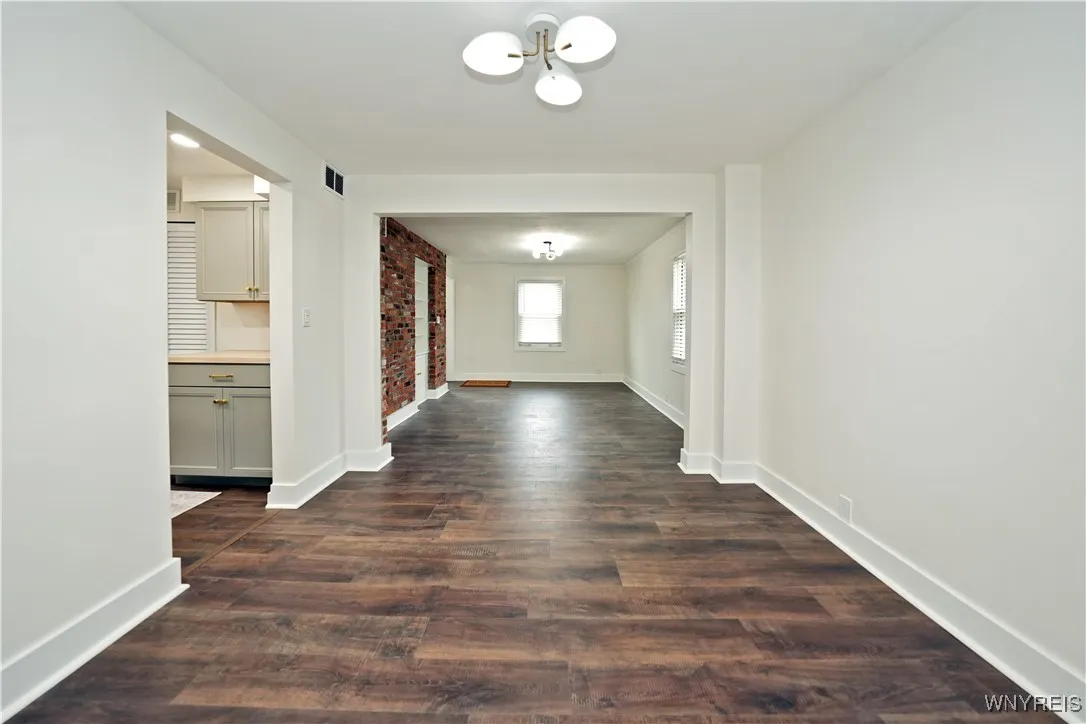 115 Koenig Road, Tonawanda-town, New York 14150, Tonawanda, New York 14150, 3 Bedrooms Bedrooms, 9 Rooms Rooms,1 BathroomBathrooms,Residential,Closed,115 Koenig Road, Tonawanda-town, New York 14150,0,B1591349