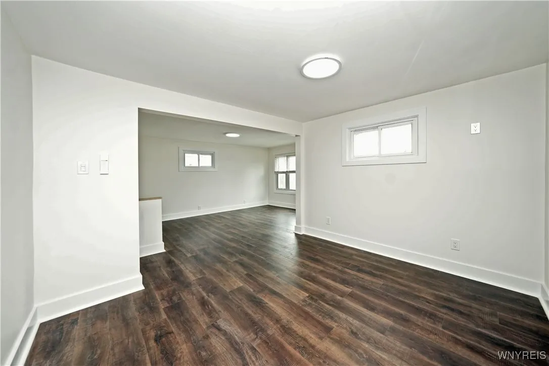 115 Koenig Road, Tonawanda-town, New York 14150, Tonawanda, New York 14150, 3 Bedrooms Bedrooms, 9 Rooms Rooms,1 BathroomBathrooms,Residential,Closed,115 Koenig Road, Tonawanda-town, New York 14150,0,B1591349