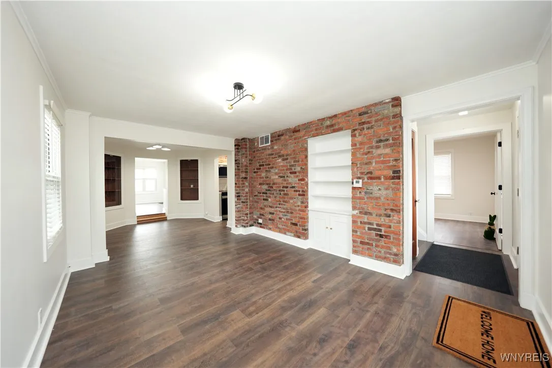 115 Koenig Road, Tonawanda-town, New York 14150, Tonawanda, New York 14150, 3 Bedrooms Bedrooms, 9 Rooms Rooms,1 BathroomBathrooms,Residential,Closed,115 Koenig Road, Tonawanda-town, New York 14150,0,B1591349