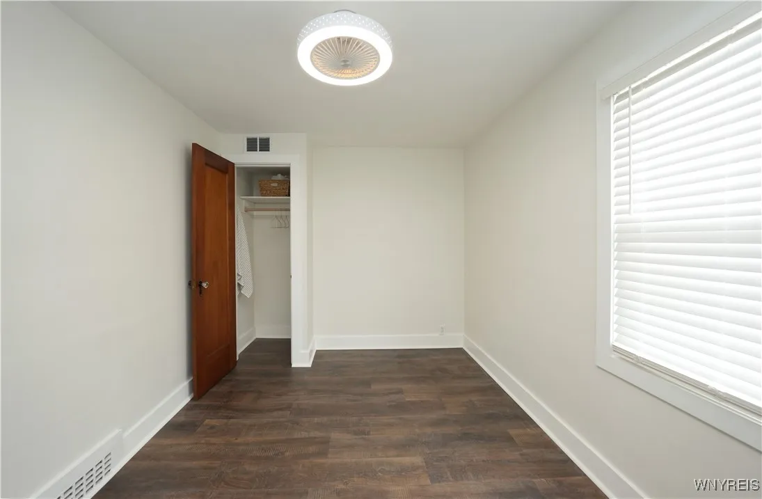 115 Koenig Road, Tonawanda-town, New York 14150, Tonawanda, New York 14150, 3 Bedrooms Bedrooms, 9 Rooms Rooms,1 BathroomBathrooms,Residential,Closed,115 Koenig Road, Tonawanda-town, New York 14150,0,B1591349