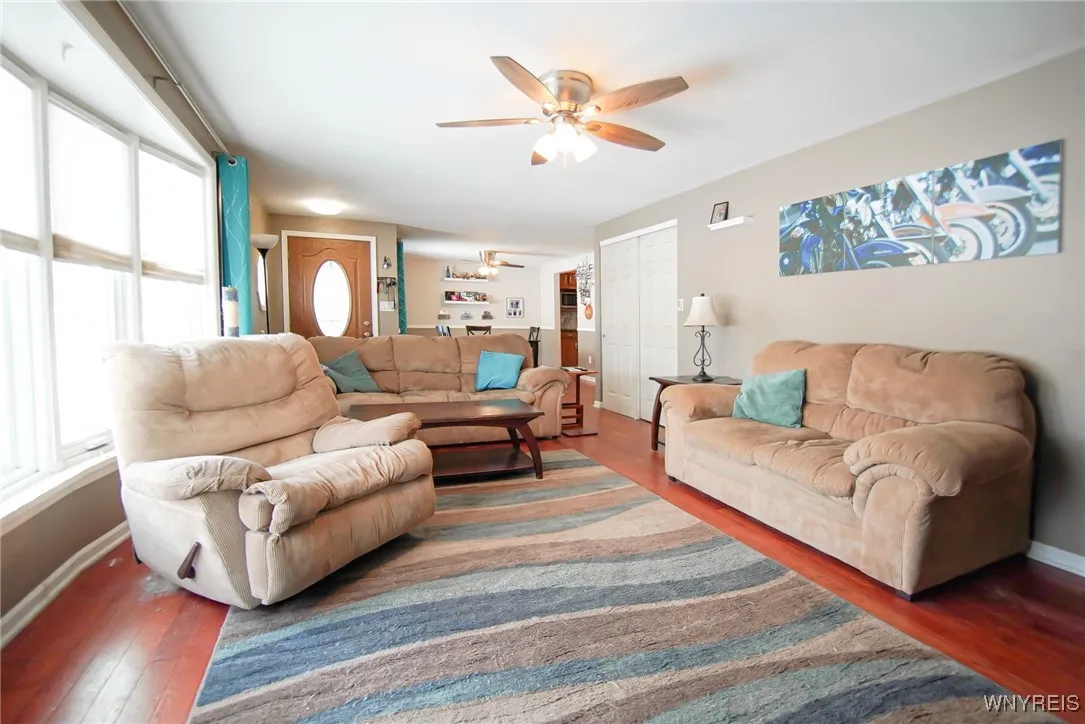 Living Rm