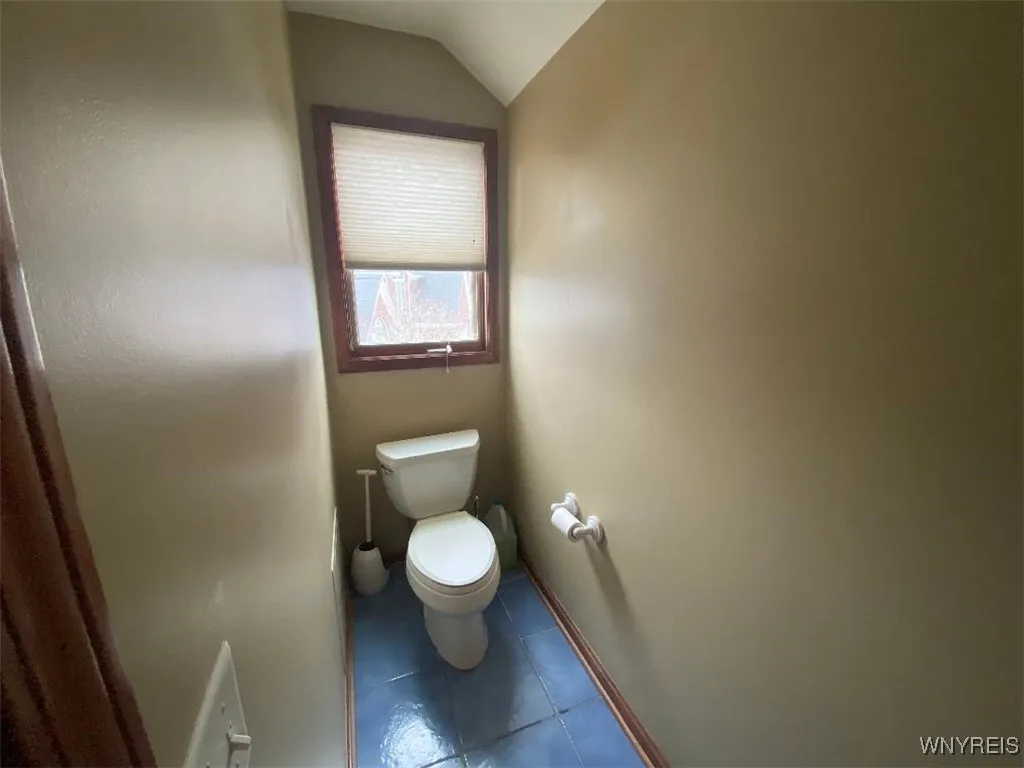 66 Forestglen Circle, Amherst, New York 14221, Amherst, New York 14221, 4 Bedrooms Bedrooms, 9 Rooms Rooms,2 BathroomsBathrooms,Residential,Closed,66 Forestglen Circle, Amherst, New York 14221,0,B1591223