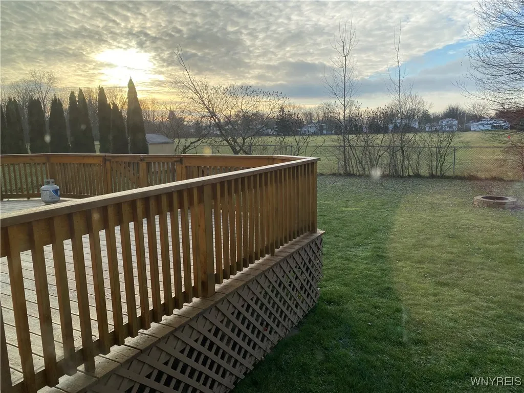 66 Forestglen Circle, Amherst, New York 14221, Amherst, New York 14221, 4 Bedrooms Bedrooms, 9 Rooms Rooms,2 BathroomsBathrooms,Residential,Closed,66 Forestglen Circle, Amherst, New York 14221,0,B1591223