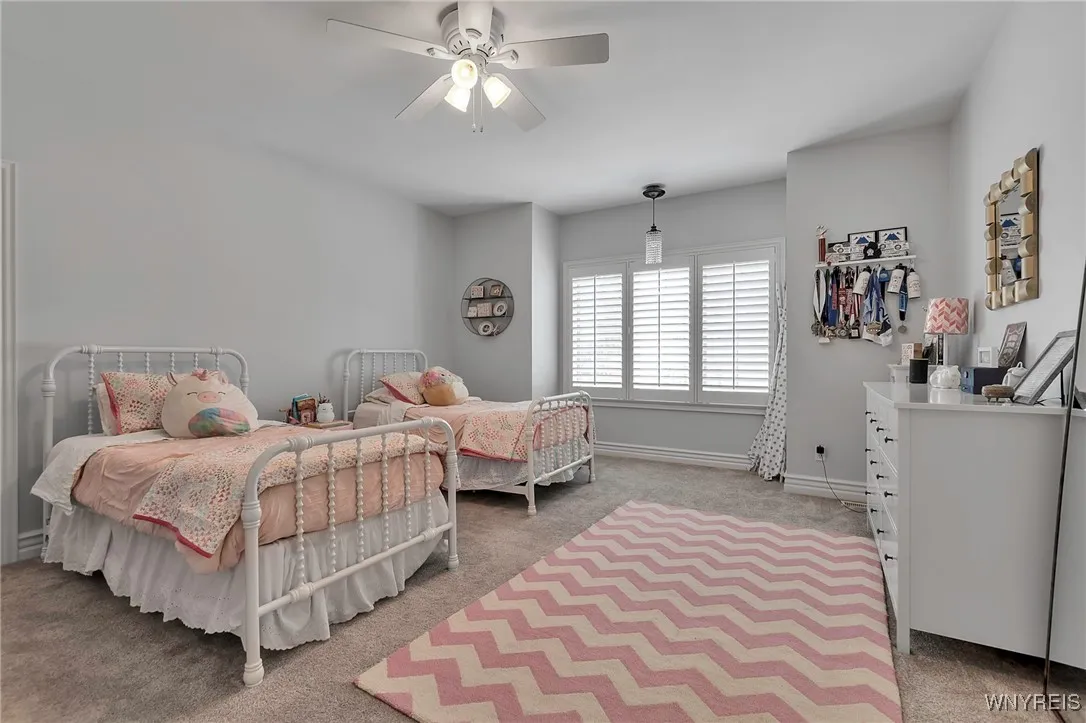 20 Lakeridge South Drive, Orchard Park, New York 1, Orchard Park, New York 14127, 5 Bedrooms Bedrooms, 10 Rooms Rooms,3 BathroomsBathrooms,Residential,Closed,20 Lakeridge South Drive, Orchard Park, New York 1,B1590210
