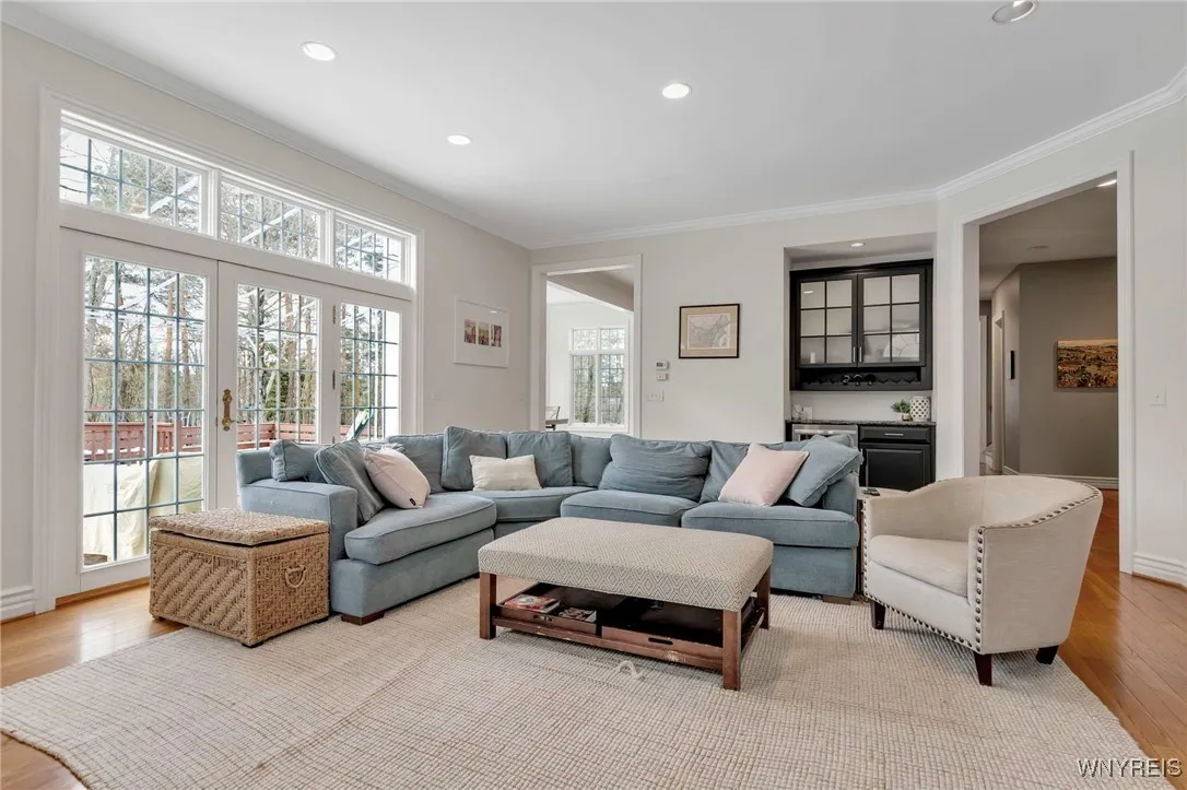 20 Lakeridge South Drive, Orchard Park, New York 1, Orchard Park, New York 14127, 5 Bedrooms Bedrooms, 10 Rooms Rooms,3 BathroomsBathrooms,Residential,Closed,20 Lakeridge South Drive, Orchard Park, New York 1,B1590210