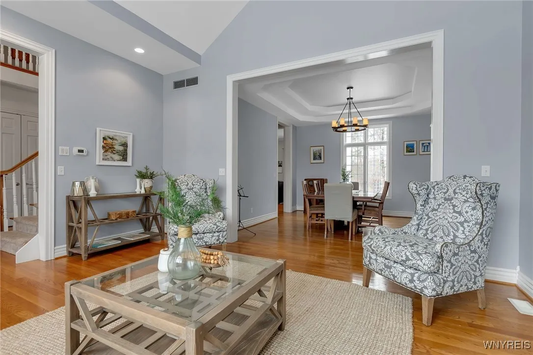 20 Lakeridge South Drive, Orchard Park, New York 1, Orchard Park, New York 14127, 5 Bedrooms Bedrooms, 10 Rooms Rooms,3 BathroomsBathrooms,Residential,Closed,20 Lakeridge South Drive, Orchard Park, New York 1,B1590210