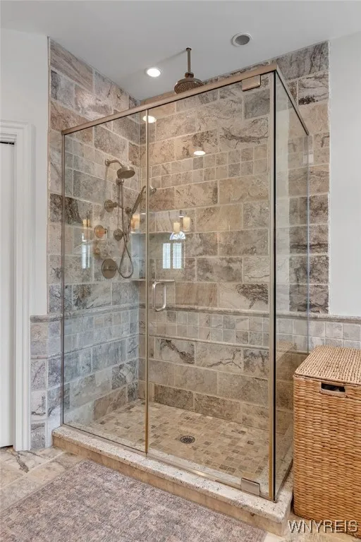 20 Lakeridge South Drive, Orchard Park, New York 1, Orchard Park, New York 14127, 5 Bedrooms Bedrooms, 10 Rooms Rooms,3 BathroomsBathrooms,Residential,Closed,20 Lakeridge South Drive, Orchard Park, New York 1,B1590210