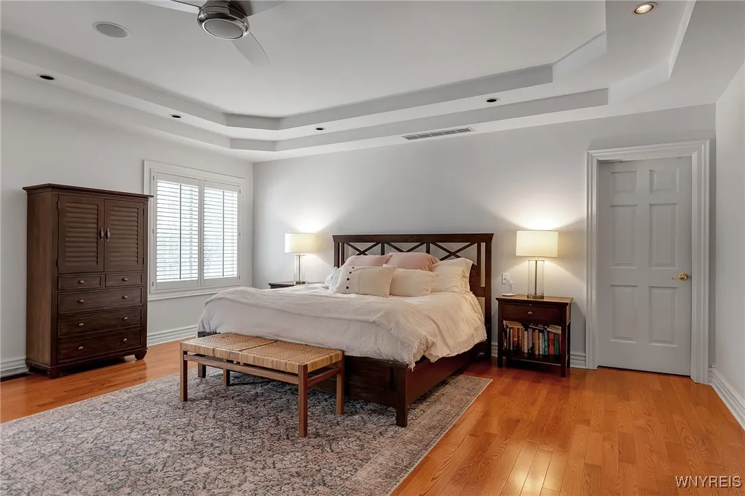 20 Lakeridge South Drive, Orchard Park, New York 1, Orchard Park, New York 14127, 5 Bedrooms Bedrooms, 10 Rooms Rooms,3 BathroomsBathrooms,Residential,Closed,20 Lakeridge South Drive, Orchard Park, New York 1,B1590210