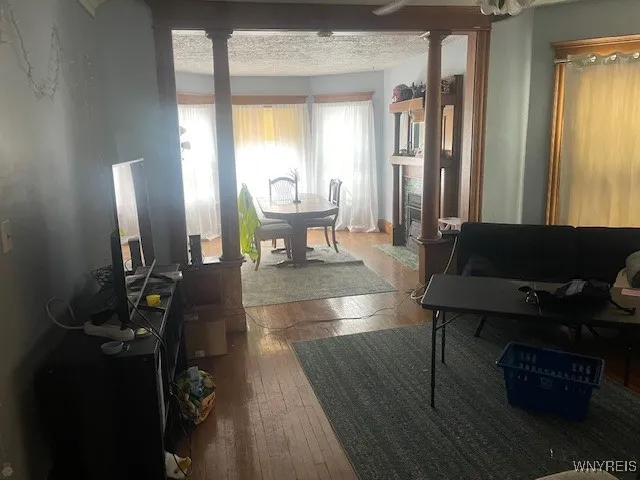 2840 Mckoon Avenue, Niagara Falls, New York 14305, Niagara Falls, New York 14305, 5 Bedrooms Bedrooms, ,2 BathroomsBathrooms,Residential,For Sale,2840 Mckoon Avenue, Niagara Falls, New York 14305,B1590890
