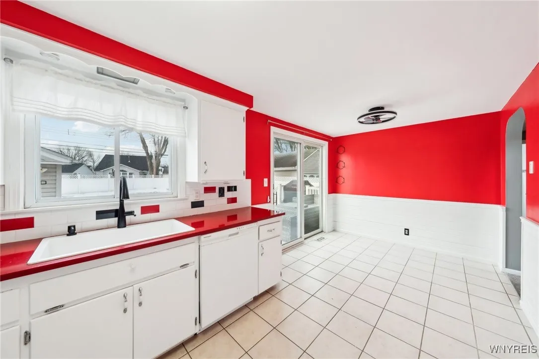 91 Leawood Drive, Tonawanda-town, New York 14150, Tonawanda, New York 14150, 3 Bedrooms Bedrooms, 5 Rooms Rooms,1 BathroomBathrooms,Residential,Closed,91 Leawood Drive, Tonawanda-town, New York 14150,0,B1591480