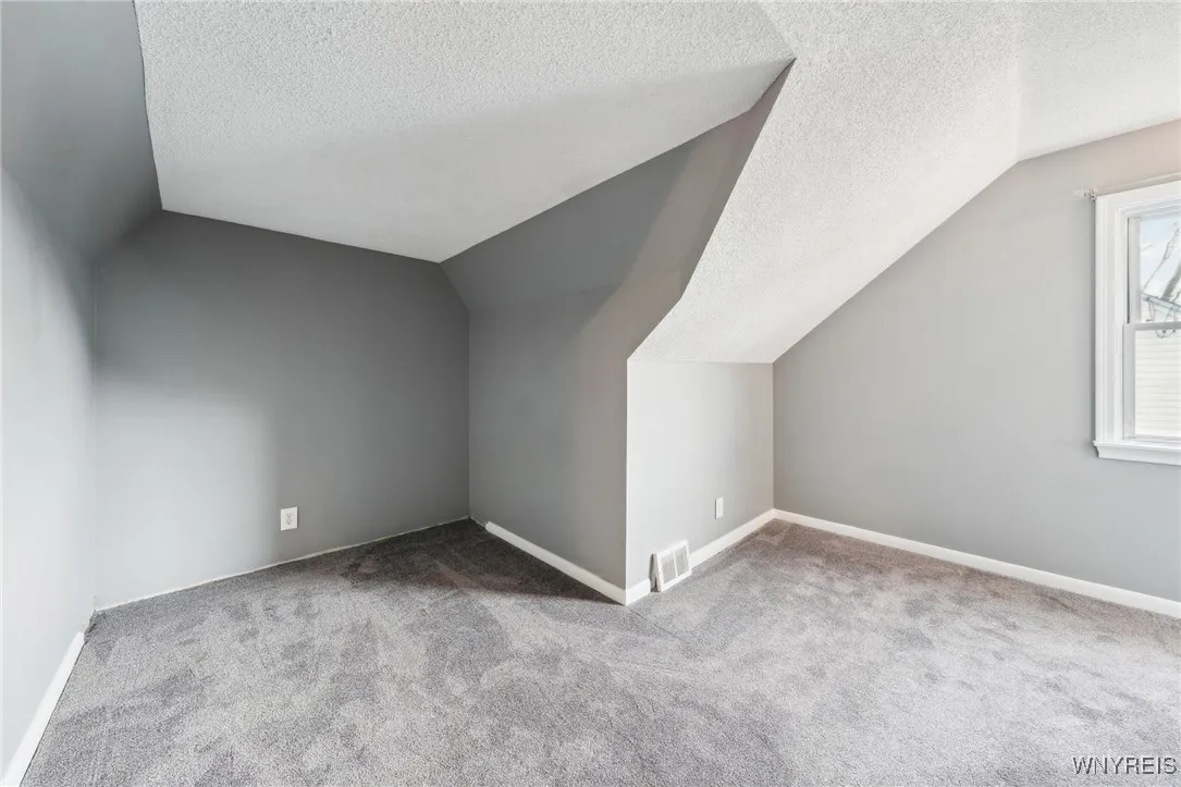 91 Leawood Drive, Tonawanda-town, New York 14150, Tonawanda, New York 14150, 3 Bedrooms Bedrooms, 5 Rooms Rooms,1 BathroomBathrooms,Residential,Closed,91 Leawood Drive, Tonawanda-town, New York 14150,0,B1591480