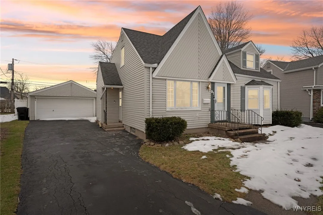 91 Leawood Drive, Tonawanda-town, New York 14150, Tonawanda, New York 14150, 3 Bedrooms Bedrooms, 5 Rooms Rooms,1 BathroomBathrooms,Residential,Closed,91 Leawood Drive, Tonawanda-town, New York 14150,0,B1591480