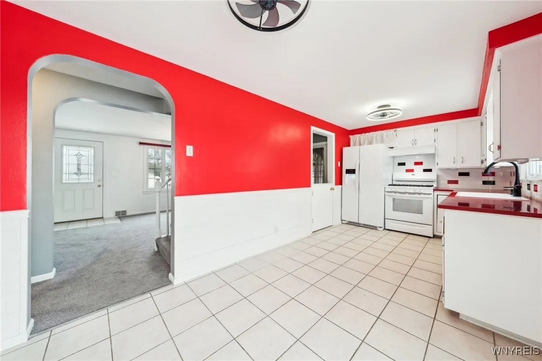 91 Leawood Drive, Tonawanda-town, New York 14150, Tonawanda, New York 14150, 3 Bedrooms Bedrooms, 5 Rooms Rooms,1 BathroomBathrooms,Residential,Closed,91 Leawood Drive, Tonawanda-town, New York 14150,0,B1591480