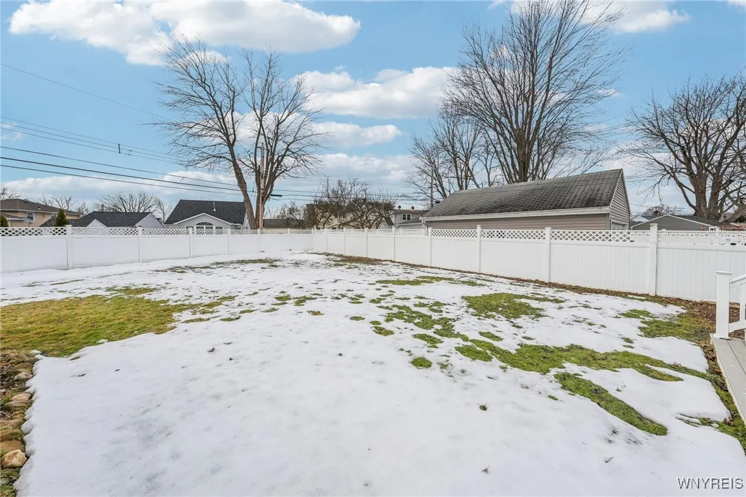 91 Leawood Drive, Tonawanda-town, New York 14150, Tonawanda, New York 14150, 3 Bedrooms Bedrooms, 5 Rooms Rooms,1 BathroomBathrooms,Residential,Closed,91 Leawood Drive, Tonawanda-town, New York 14150,0,B1591480