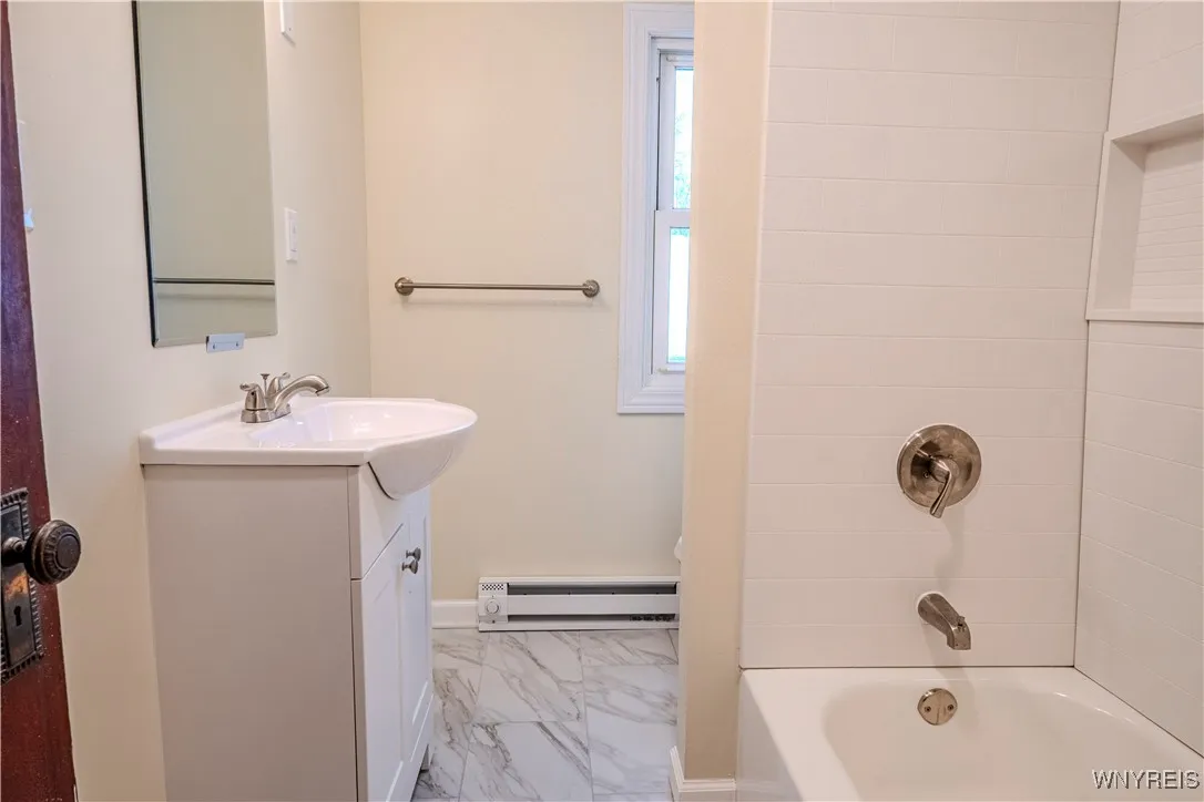 182 Grove Street, Tonawanda-city, New York 14150, Tonawanda, New York 14150, 3 Bedrooms Bedrooms, 6 Rooms Rooms,1 BathroomBathrooms,Residential,Closed,182 Grove Street, Tonawanda-city, New York 14150,0,B1591551
